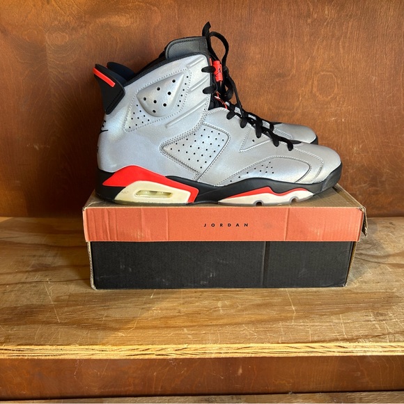 Jordan Men's Silver and Red High-Top Sneakers pre owned great condition - Picture 6 of 6